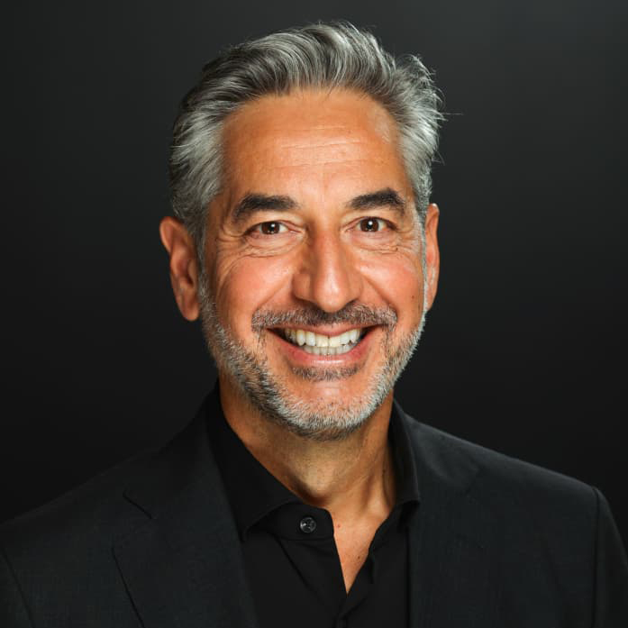 Dr. Hamdi Kent